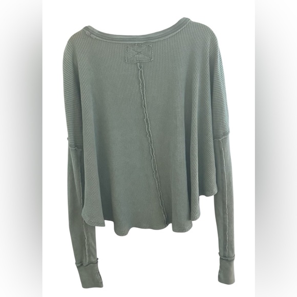 We The Free Oversized Ribbed Knit Top in Silver Pine X-Small - Picture 5 of 9